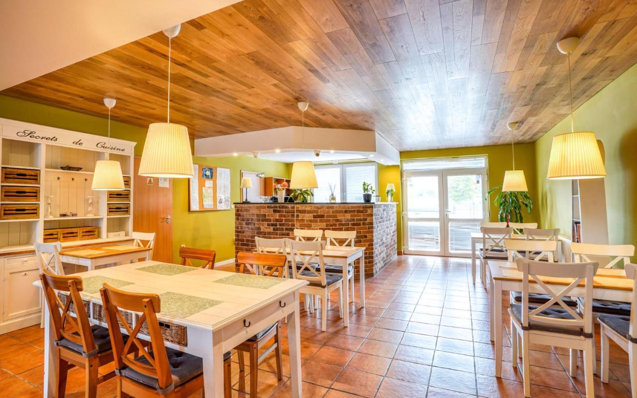 Apartmany Karmon Park Veľký Meder Dış mekan fotoğraf